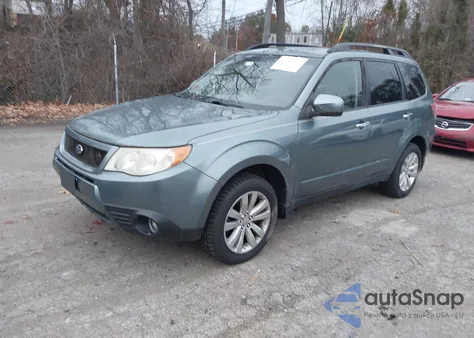2011 Subaru Forester 2.5X Premium из США, поврежденный, VIN JF2SHACC9BH707651